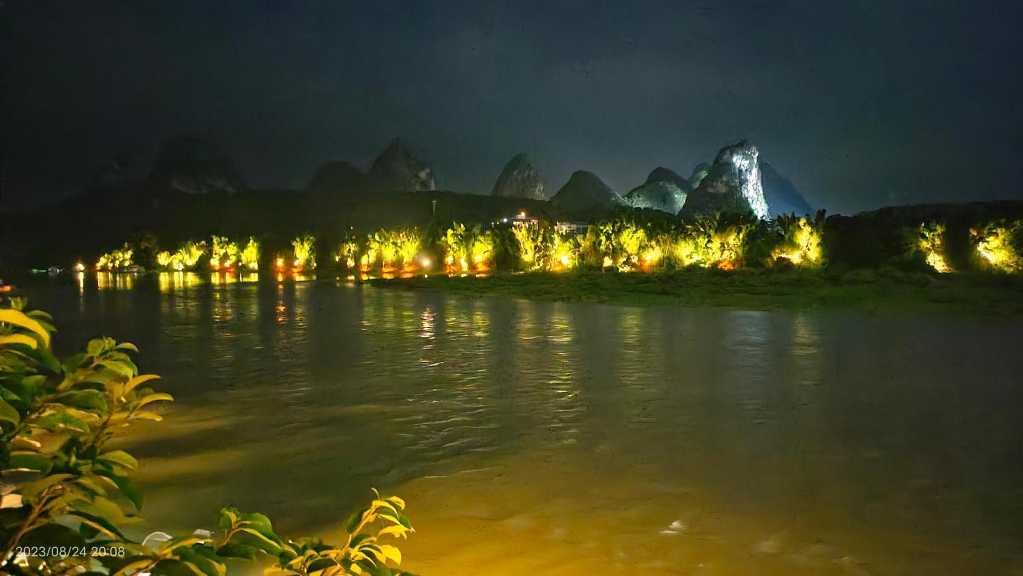 老门客栈 Hotell Yangshuo Exteriör bild